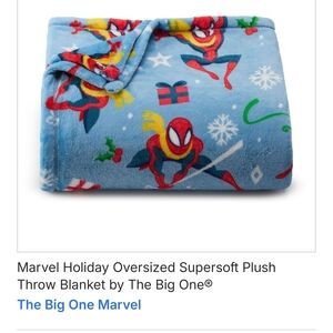 Marvel Holiday Plush Throw Blanket